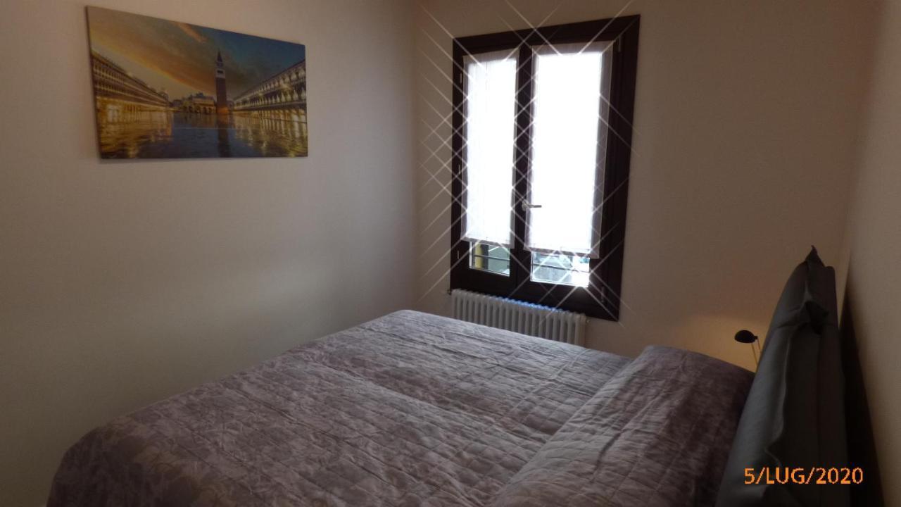 Casa Moderna A Due Passi Da Rialto Apartment Venice Exterior photo